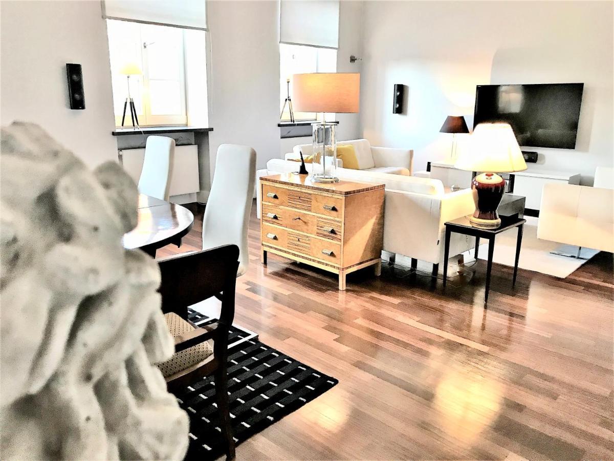 Mondrian Luxury Suites & Apartments Market Square IV Варшава Екстер'єр фото