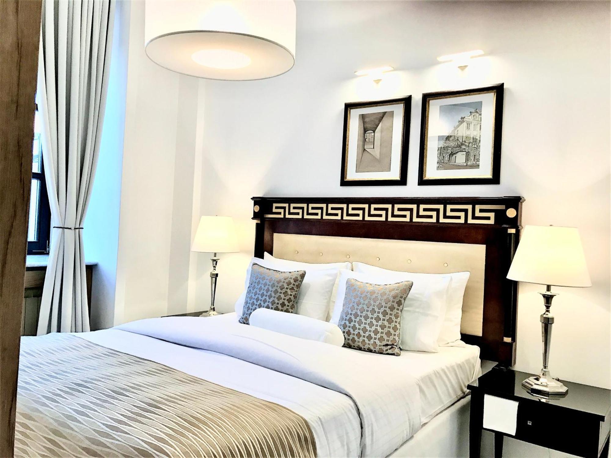 Mondrian Luxury Suites & Apartments Market Square IV Варшава Екстер'єр фото